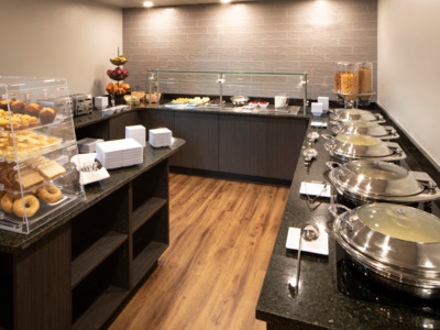 Totem Hotel and Suites includes a complimentary breakfast.