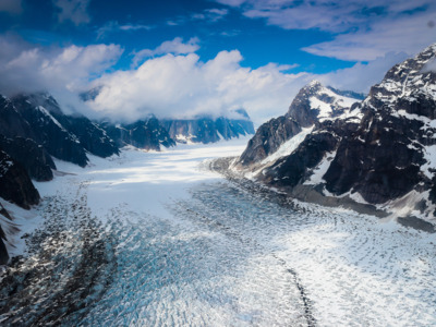 Experience the enormity of the Alaska Range aboard a Denali flightseeing tour from Talkeetna.
