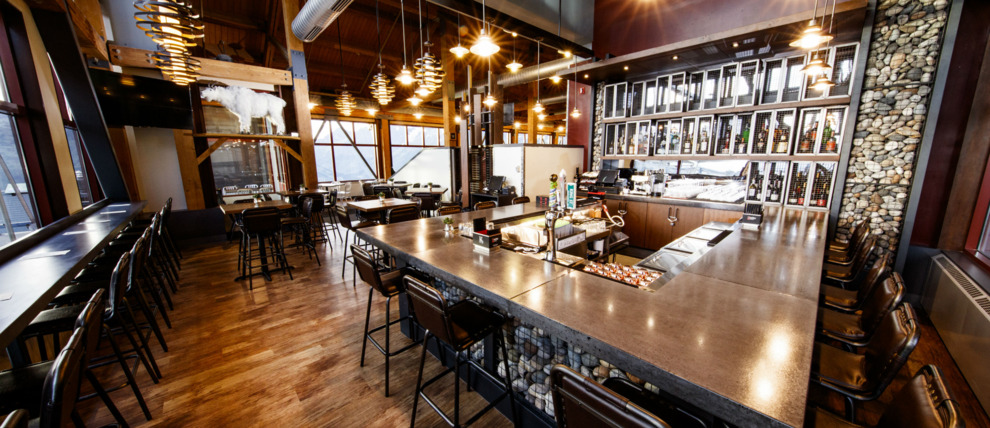 Craft beer and other featured drinks can be found in the Boretide Bar.