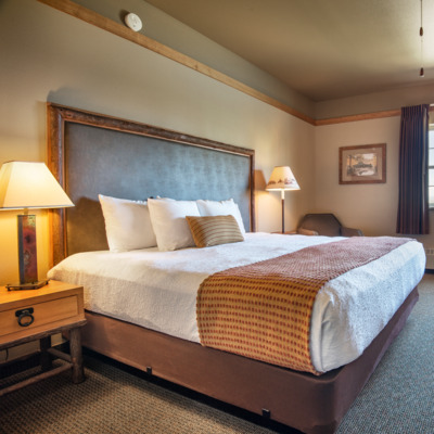 King bed room at the Copper River Princess Lodge.