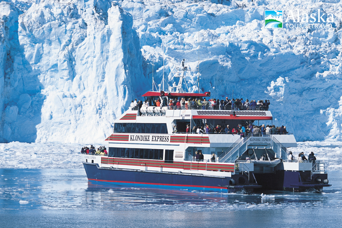 glacier bay alaska boat tours