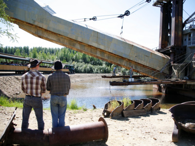 Enjoy a gold panning experience at Gold Dredge 8.