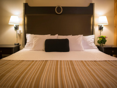 Comfortable king room at the Holland American Denali Lodge.