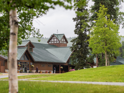 Exterior entrance to McKinley Princess Lodge.