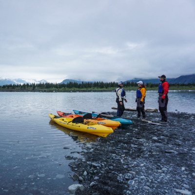Launch your kayak from the beach next to Bear Glacier. Launch your kayak from the beach next to Bear Glacier.
