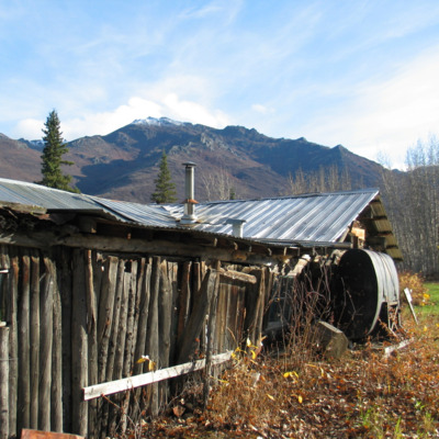 Stop at a rustic cabin along the route to Fairbanks. Stop at a rustic cabin along the route to Fairbanks.