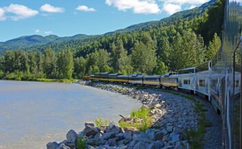 Wilderness Express travelling north from Anchorage.