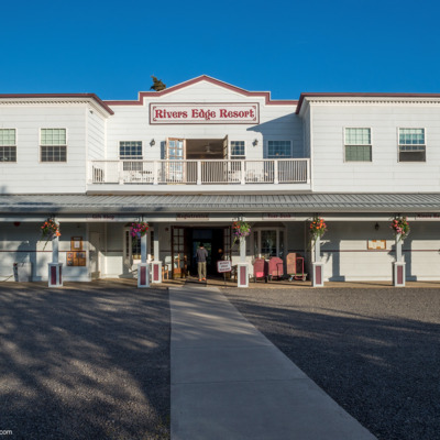 Entrance to River's Edge Resort.
