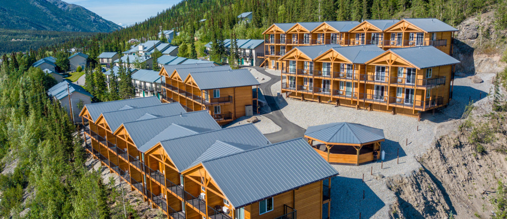 Aerial view of Denali Bluffs deluxe rooms.