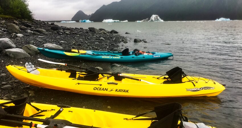 Rest break for hot drinks mid paddle.