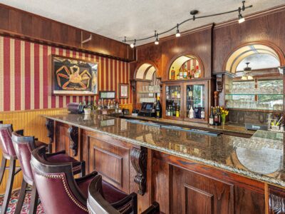 5th Avenue Bistro bar at the Hotel Seward.