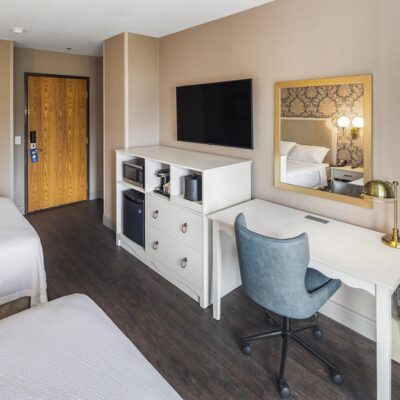 Room amenities at the Hotel Seward.